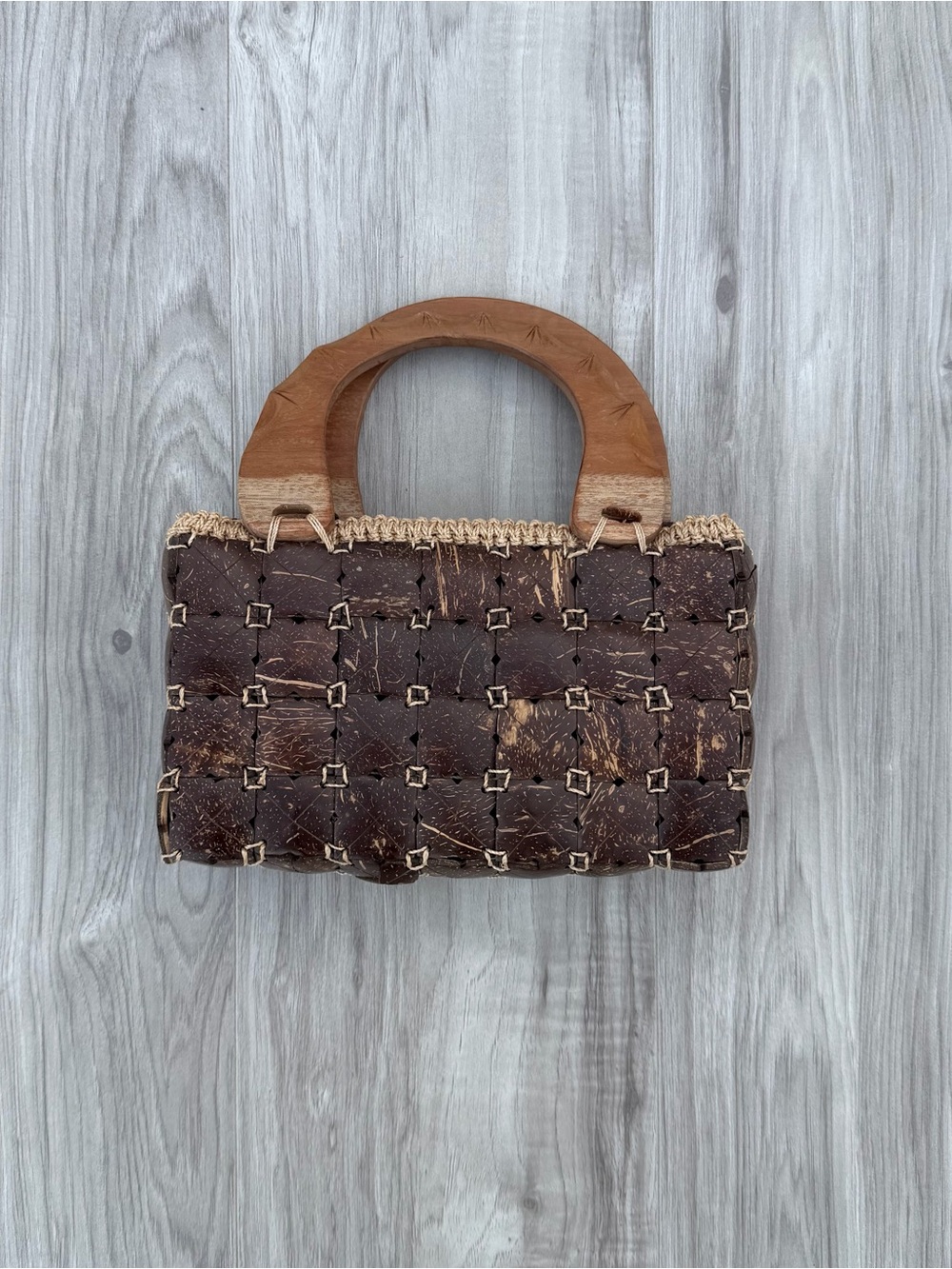 Coconut shell tile patchwork handbag